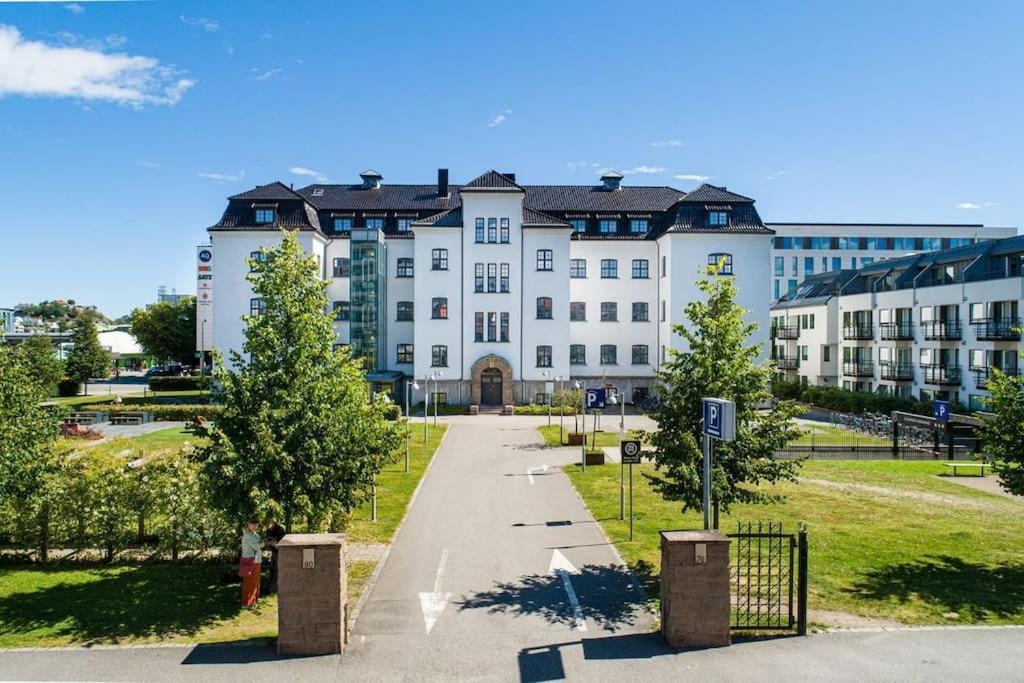 Apartamento 1-Roms Toppleilighet Pa Tangen/Bystranda Kristiansand Exterior foto
